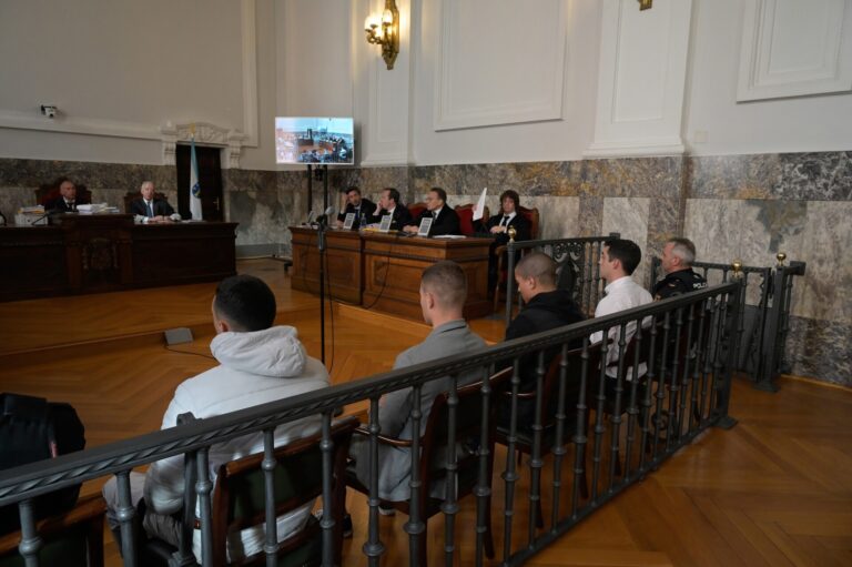 Defensas del crimen de Samuel Luiz ven falta de pruebas para la condena: «Estar no es hacer»