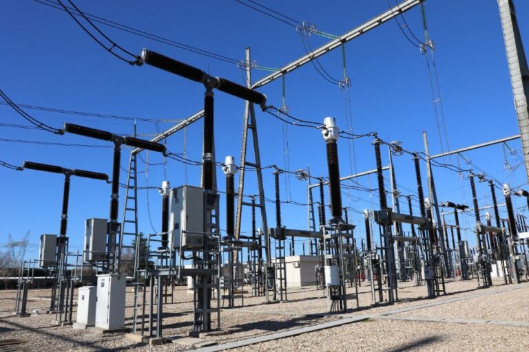 Red Eléctrica dice que se ha comenzado a recuperar la luz y que el proceso puede tardar 10 horas