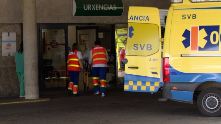 Apagón.-El Sergas realizó el lunes 598 intervenciones quirúrgicas y suspendió otras 264 no urgentes