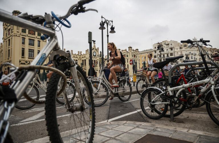 La Xunta abrirá el viernes 16 de mayo el plazo para la compra subvencionada de bicicletas eléctricas