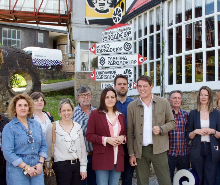 Apagón.-Besteiro ve «inexplicable» la crítica de Feijóo desde Valencia a la gestión de la crisis: «No da una a derechas»