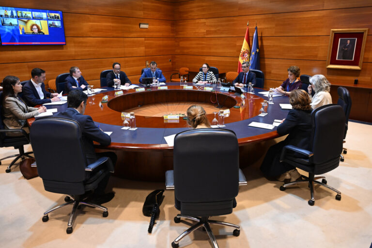 El Gobierno reúne a un comité de apoyo al Consejo de Seguridad Nacional para evaluar la vuelta a la normalidad