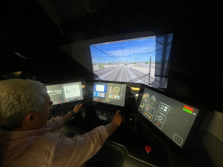 La escuela de maquinistas de Renfe celebra este lunes su jornada de puertas abiertas tras cancelarla por apagón