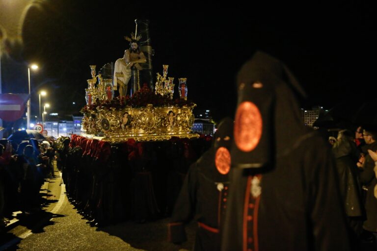El gasto medio de los gallegos en Semana Santa asciende a 327 euros, un 77% más que el año pasado, según Cetelem
