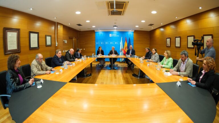 Rueda evalúa con alcaldes de la Mancomunidad de Verín iniciativas para mejorar el abastecimiento y saneamiento comarcal