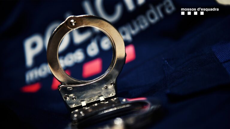 Los dos sicarios detenidos por matar a tiros a un hombre en Carballo tienen relación con otro asesinato en Barcelona