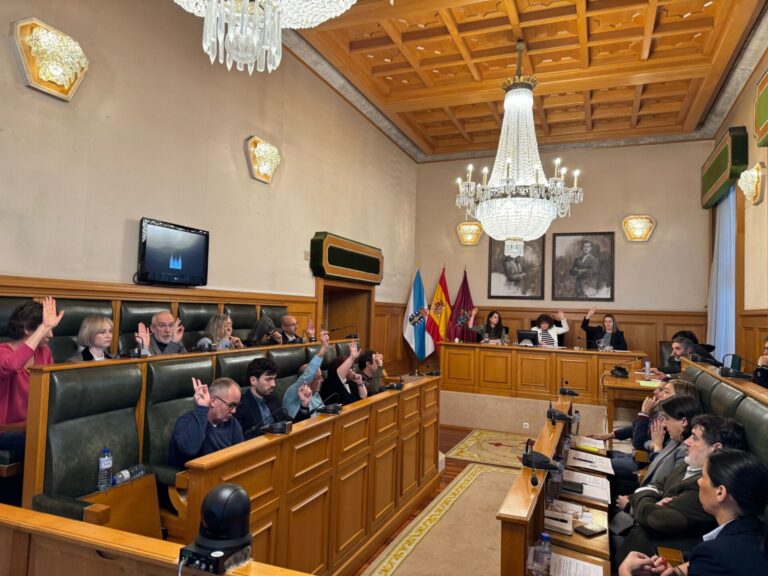 El pleno en el que los ediles de Santiago expulsados del PSOE pasarán a no adscritos prevé celebrarse la próxima semana