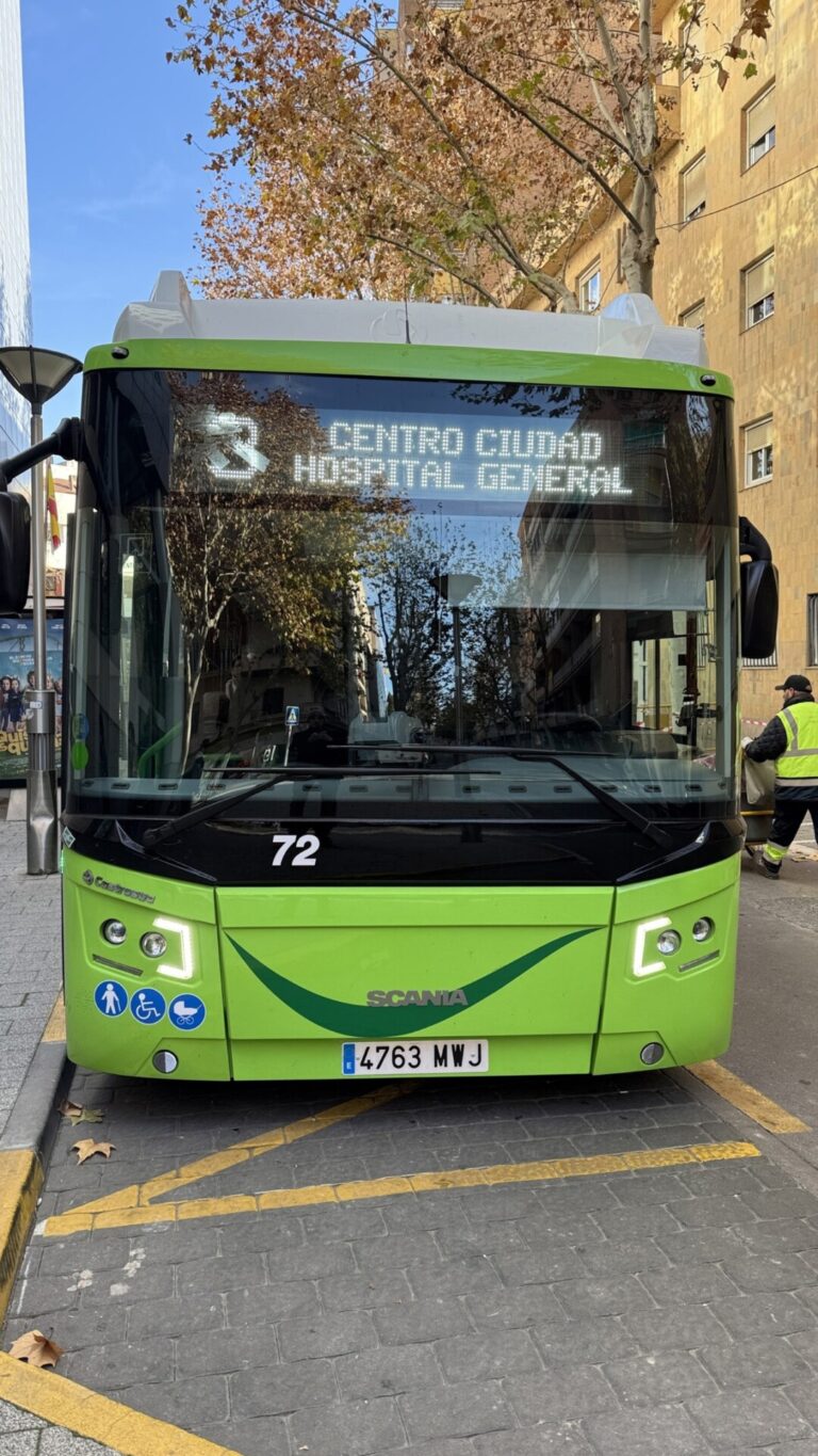 El Gobierno presenta a las comunidades el nuevo billete único de transporte para que esté operativo en 2026