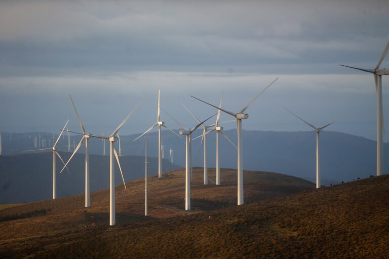 Luz verde ambiental a un parque eólico de Naturgy en Láncara, Baralla, Castroverde y Baleira (Lugo)
