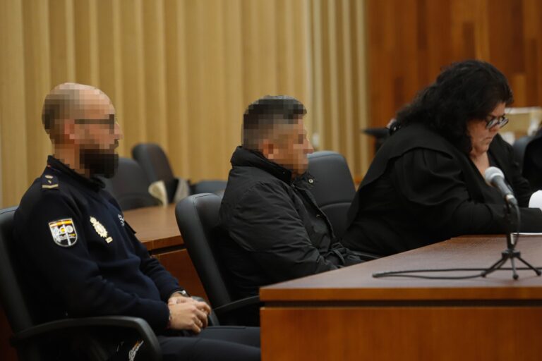 Un compañero del okupa asesinado en Vigo dice que escuchó a alguien gritar: «Me has clavado», y al salir vio al acusado