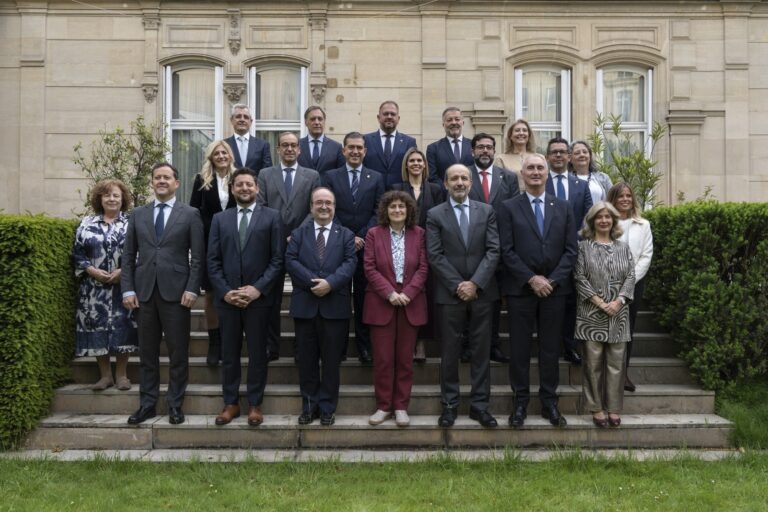 Ciudades Patrimonio acuerda con la Unesco colaborar en protección de cascos históricos y sostenibilidad turística