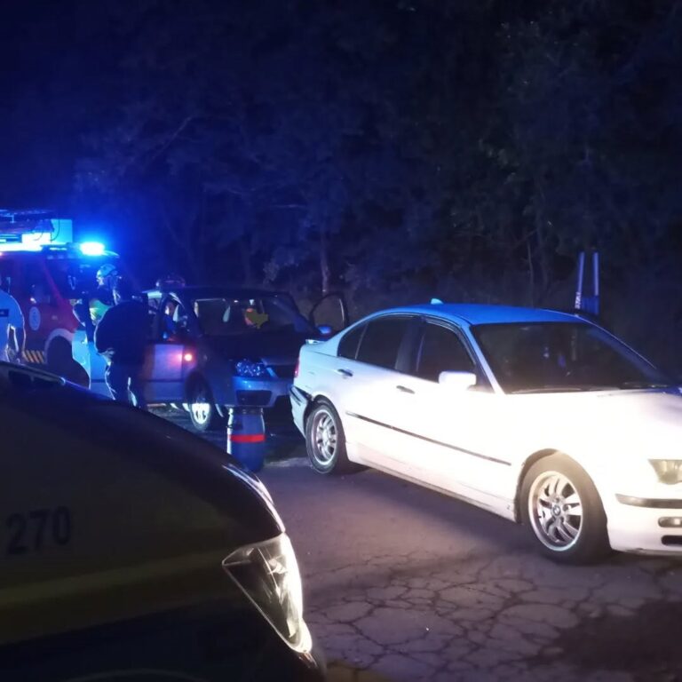 Heridas cinco personas en un accidente por alcance en Padrón (A Coruña)