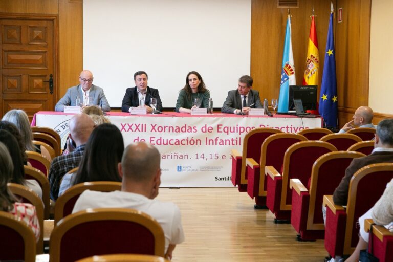 El presidente de la Diputación de A Coruña fija como «prioridad» la educación pública ante equipos directivos