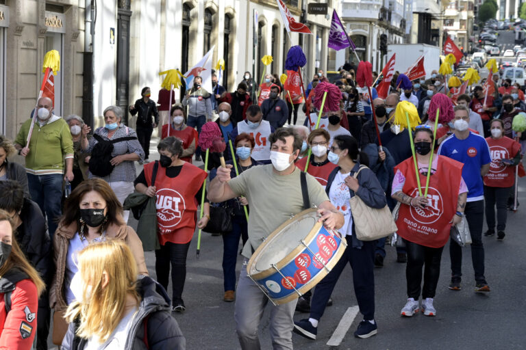 UGT y CIG denuncian el bloqueo de la negociación del convenio en la limpieza en A Coruña y avanzan protestas