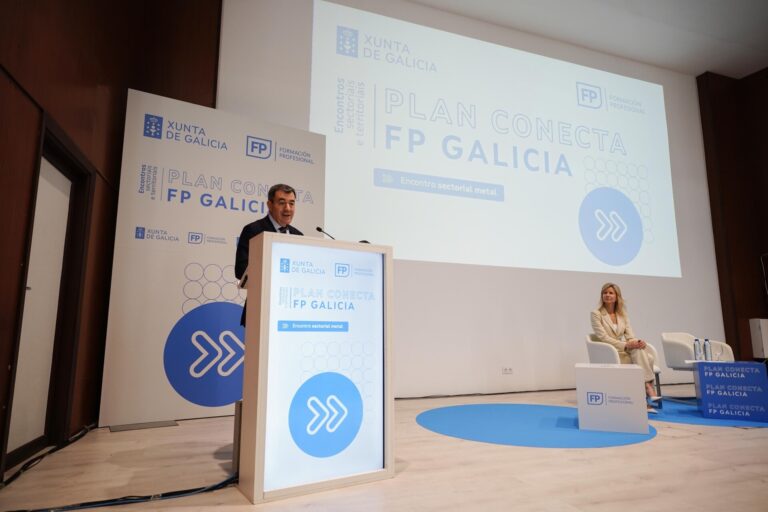 La Xunta se reúne en Vigo con representantes del sector Metal para reforzar la oferta de FP