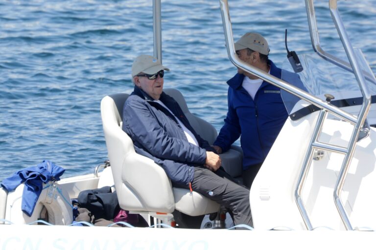 Juan Carlos I insiste en que «hace mucho» que «no va» a Santander: «Aquí hace muy buen tiempo»