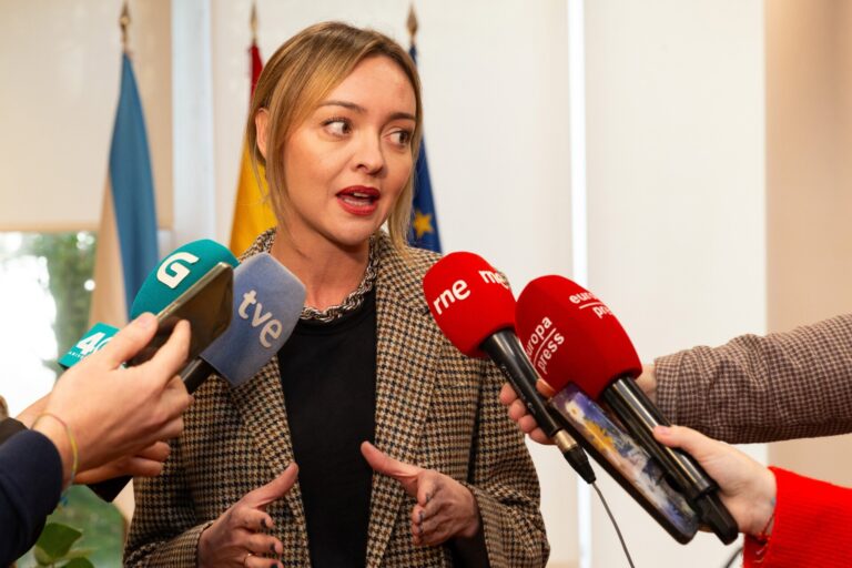 La Xunta reivindica que sus medidas contra la pobreza infantil sitúan a Galicia con la menor tasa de pobreza infantil