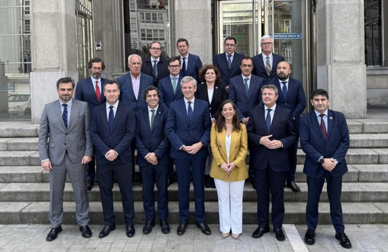 A licitación el concurso internacional para definir el futuro de la fachada marítima coruñesa