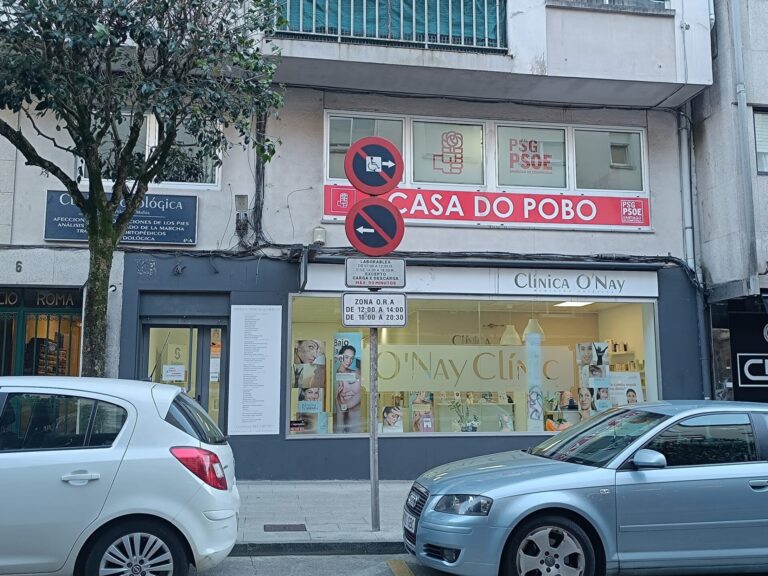 El PSOE santiagués trata de pasar página a la salida de los 4 exdiles en una jornada en la que se escenifica división