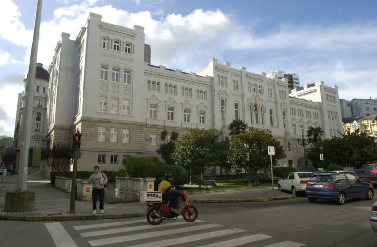 Condenan al Sergas a indemnizar a una paciente por «violencia obstétrica», término que el TSXG asume por primera vez