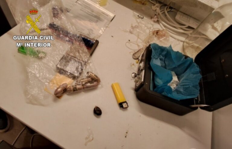 Detenidas tres personas en Vilanova (Pontevedra) a las que incautaron 200 gramos de estupefacientes