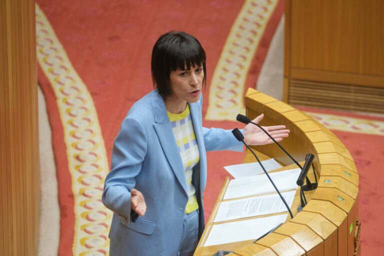 El BNG pide la comparecencia de Rueda en el Parlamento para que explique «por qué trabaja en contra» del idioma gallego