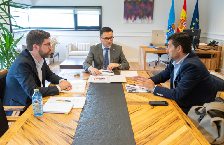 La Xunta destaca su compromiso con los autónomos frente a la «falta de apoyo» por parte del Gobierno central