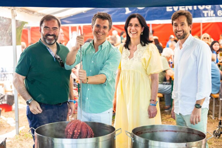 Las fiestas de la Ascensión de Santiago de Compostela reúnen a dirigentes de los principales partidos políticos