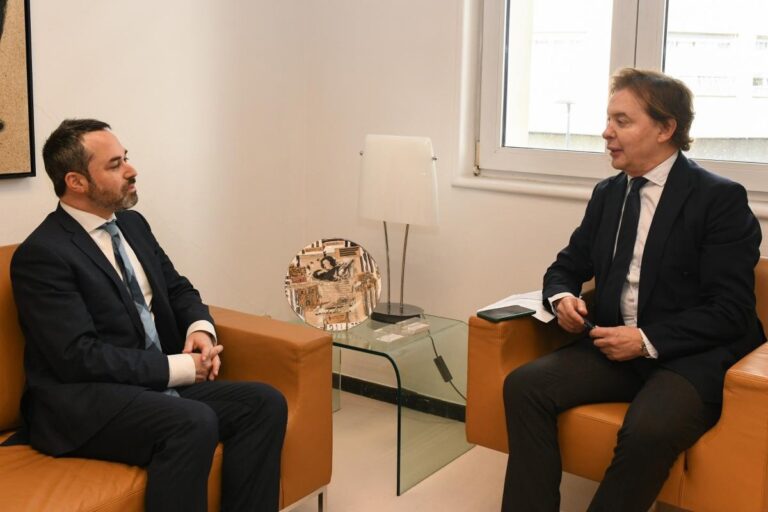 Asociaciones pro Palestina llaman al boicot contra Israel tras la reunión de la Xunta con el embajador en funciones