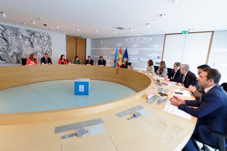 Consello.- El Gobierno gallego financiará la creación de 20 nuevas casas de cuidado de personas mayores en el rural