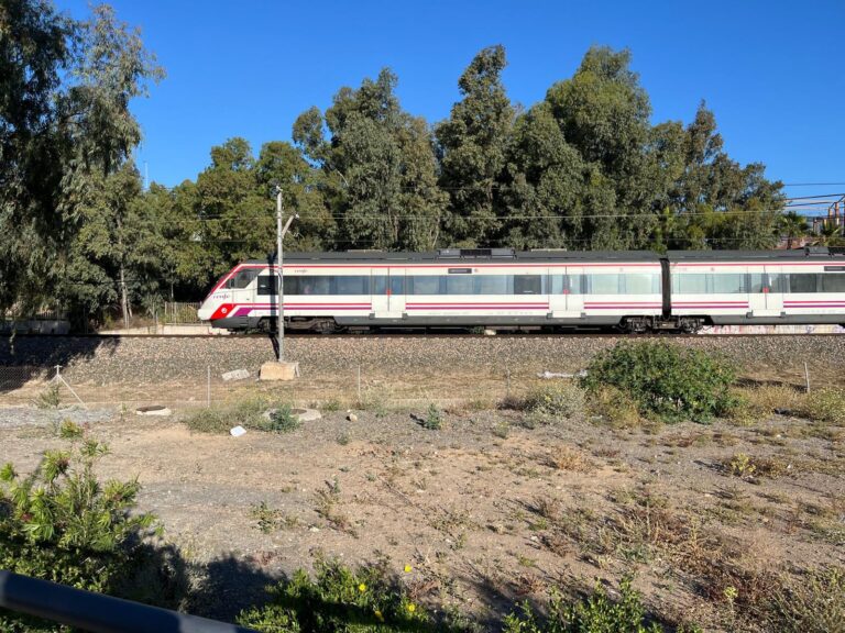 El Gobierno espera dar en septiembre un paso para avanzar en el acceso de Ouigo e Iryo a Galicia