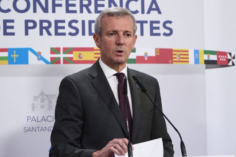 La oposición reclama a Rueda que aclare su asistencia a la Conferencia de Presidentes, que el PPdeG pide que sea «útil»