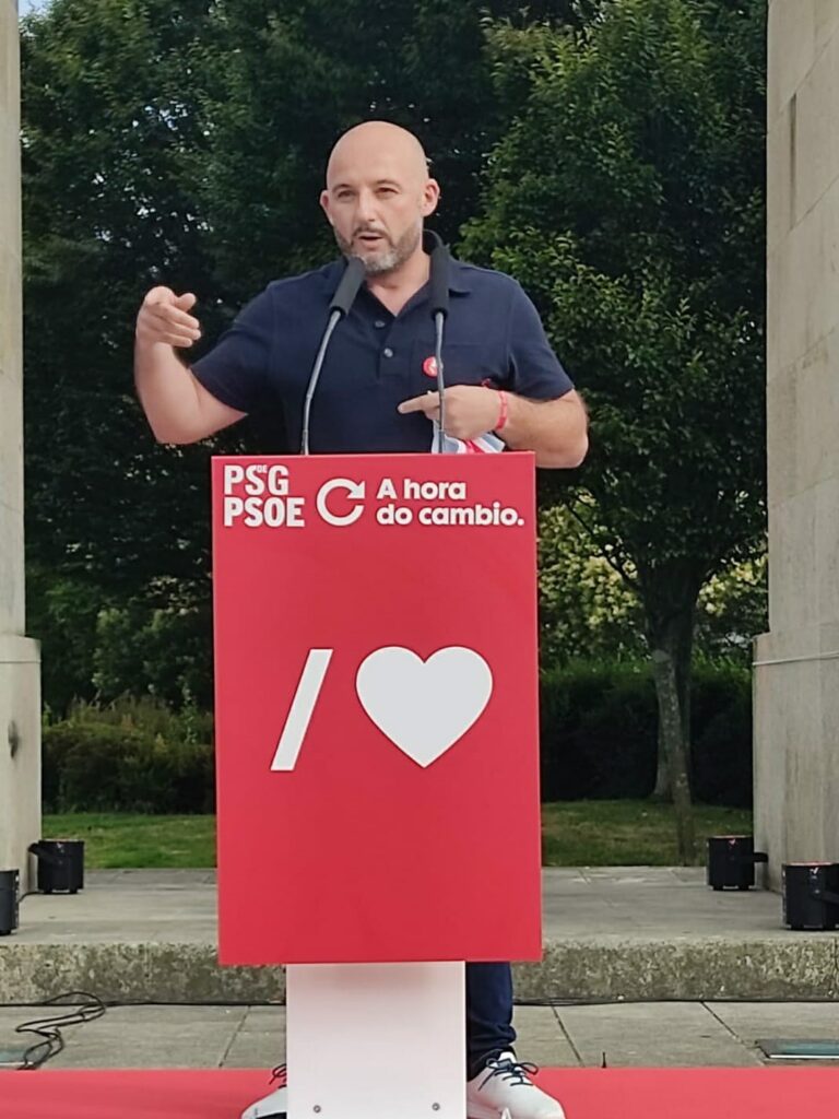 El exedil Bruno Díaz se postula para disputar el liderazgo del PSOE de Ferrol y «revitalizar» la agrupación