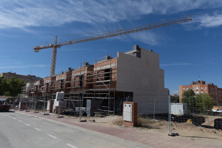 El precio de la vivienda libre se dispara un 11,2% en el primer trimestre en Galicia, un punto menos que la media