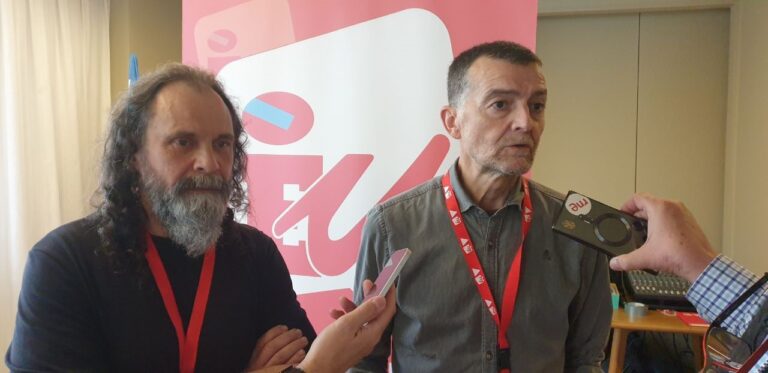 Esquerda Unida sobre el protocolo de «neutralidad» en las aulas: «La educación tiene que ser crítica o no es educación»