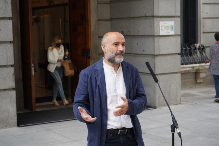 BNG pide mantener los bonos de transporte ferroviario y que la media distancia tenga tratamiento de cercanías en Galicia