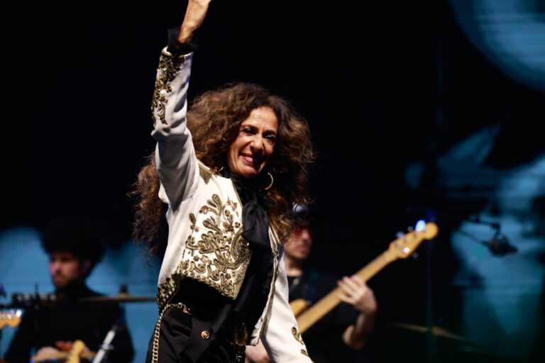 La cantante Rosario Flores presentará el 13 de diciembre en A Coruña ‘Universo de Ley’