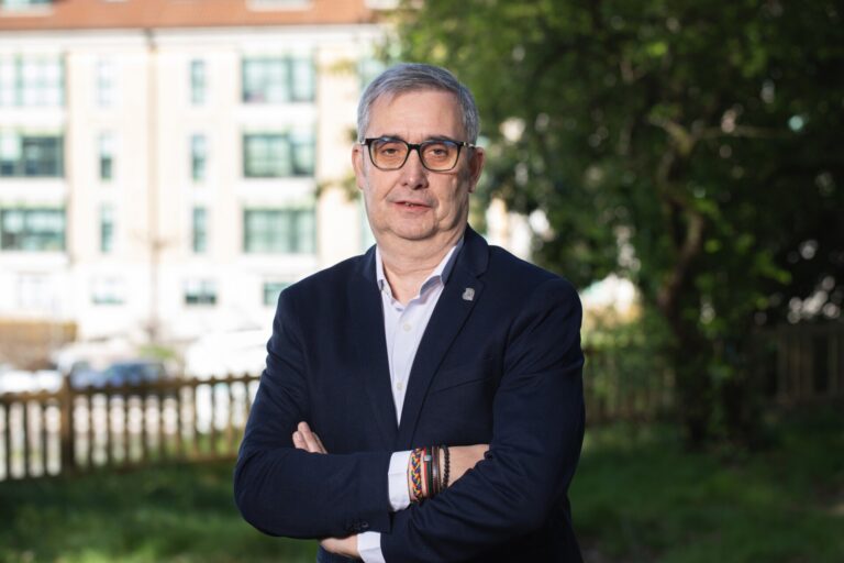El alcalde socialista de Ames (A Coruña) pide a Sánchez elecciones generales ante una «situación política irrespirable»