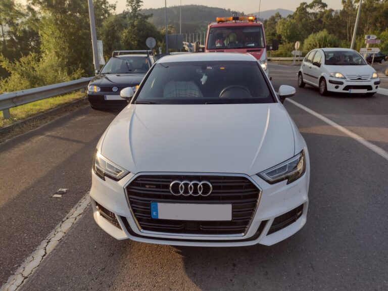 Una mujer resulta herida tras un accidente por alcance en Noia (A Coruña)