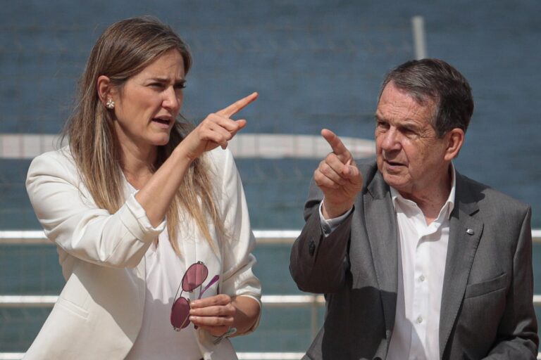 El Gobierno expondrá este viernes a comunidades los datos sobre el lobo para ver «qué se puede hacer y qué no»