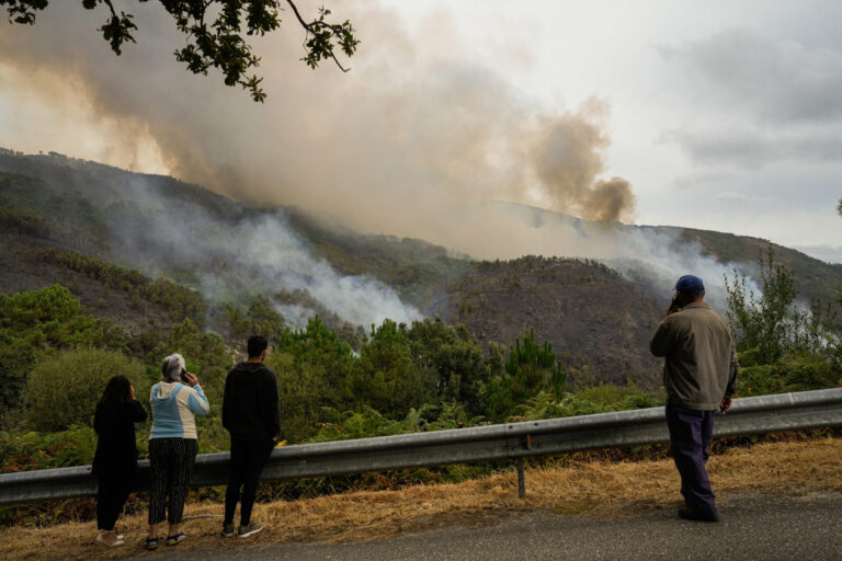 Rural.- Comienza este martes la temporada de alto riesgo de incendios en un verano que se prevé más cálido en Galicia