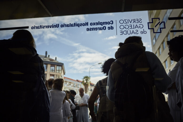 Agreden a una médica de urgencias del Hospital Universitario de Ourense