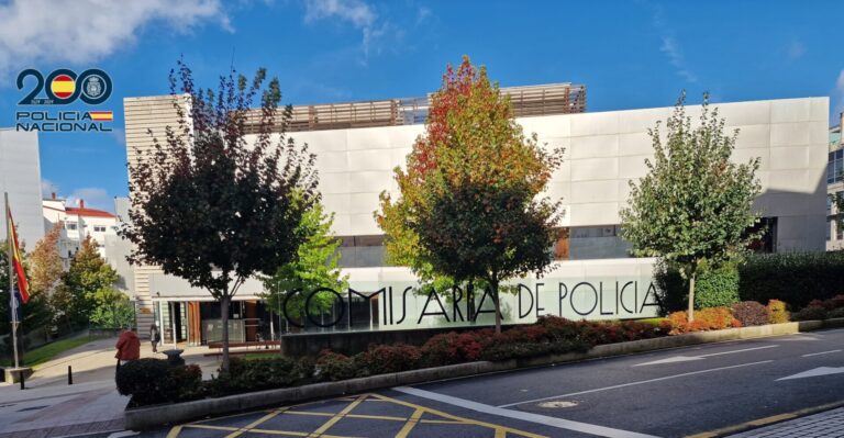 Detenidos dos varones en Vigo por supuestos robos con fuerza en el interior de 15 vehículos estacionados