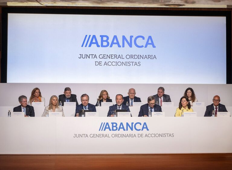 Abanca nombra nueva consejera a Inês Oom, ex del Santander en Portugal