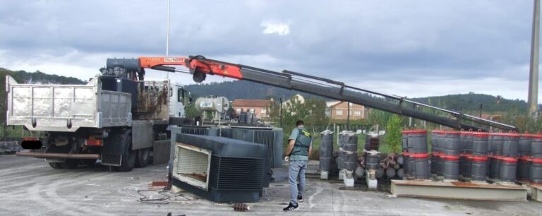 Investigan a una banda que realizaba robos con fuerza con camiones grúa que sustraían en polígonos industriales gallegos