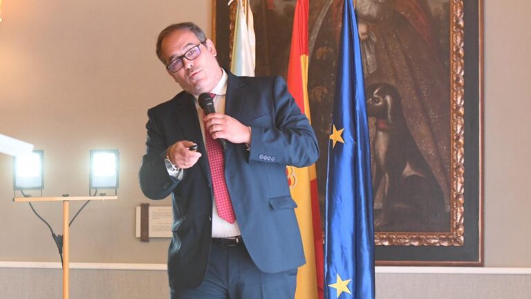 El comisionado para el Corredor Atlántico reivindica que la licitación llega «al mayor techo posible» aún sin PGE