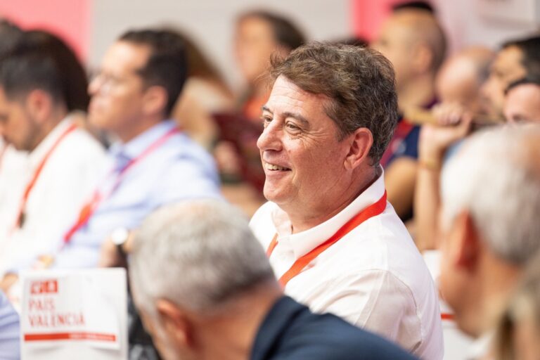 Besteiro (PSdeG) llama a «reforzar» el proyecto de Gobierno y a «tomar la iniciativa política»
