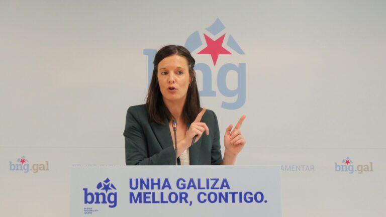 El BNG acusa a la Xunta de recortar «en 5 millones» el SAF y derivarlos a «ayudas míseras» para cuidar dependientes