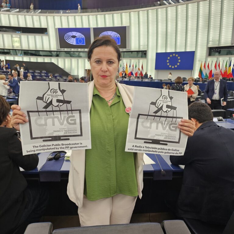 Miranda (BNG) denuncia ante la Eurocámara que los medios públicos gallegos «incumplen» la Ley Europea de Medios