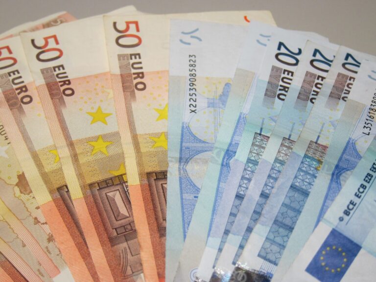 La creación de empresas crece un 16,4% en mayo en Galicia, el menor incremento por comunidades